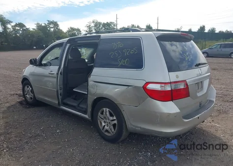 2005 Honda Odyssey Ex z USA, uszkodzony, nr VIN 5FNRL38465B014677